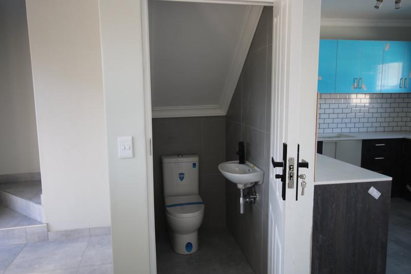 To Let 3 Bedroom Property for Rent in Soneike Western Cape